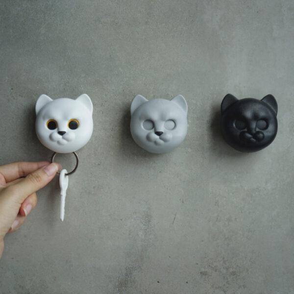BN Gift Neko Black and White cat keyring 